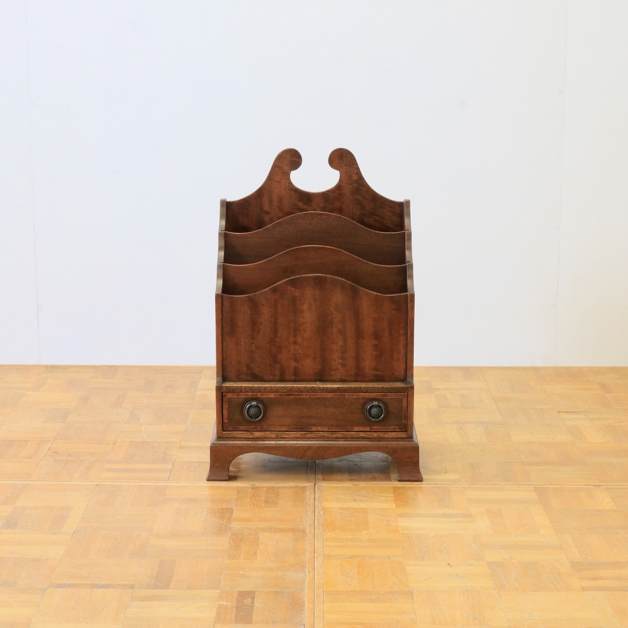 マガジンラック