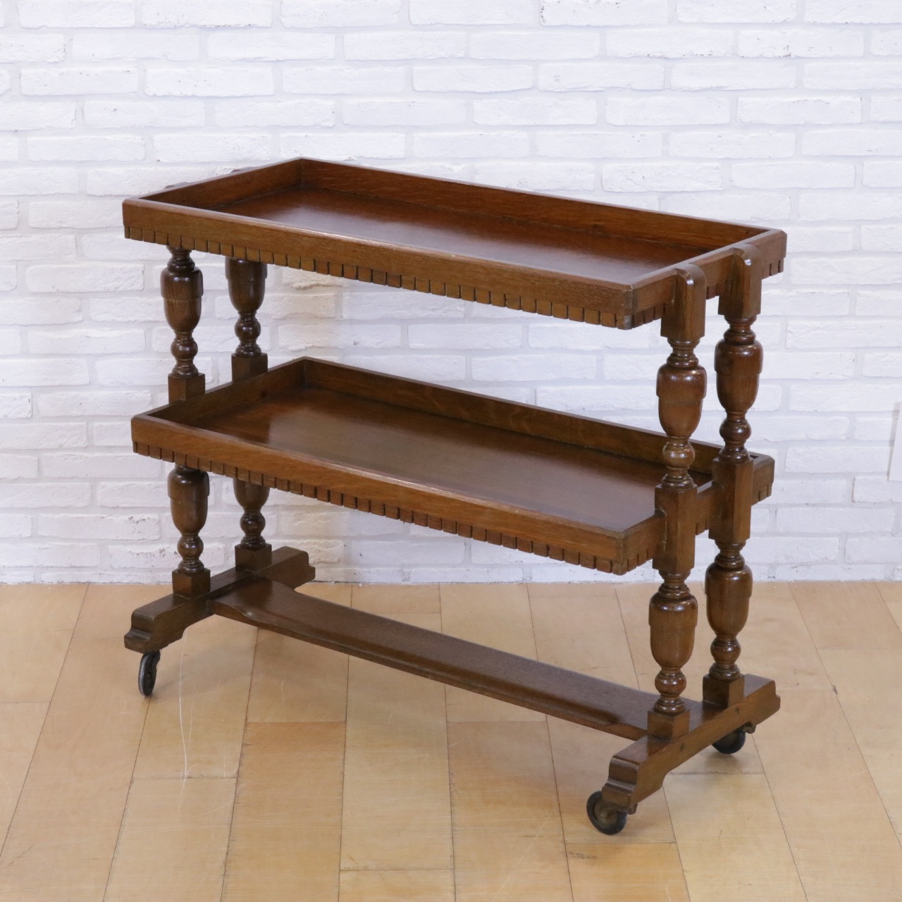 トローリー トローリー