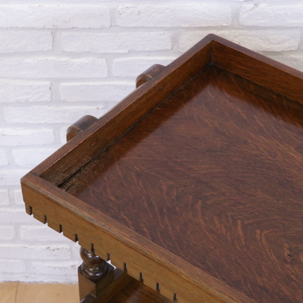 トローリー トローリー