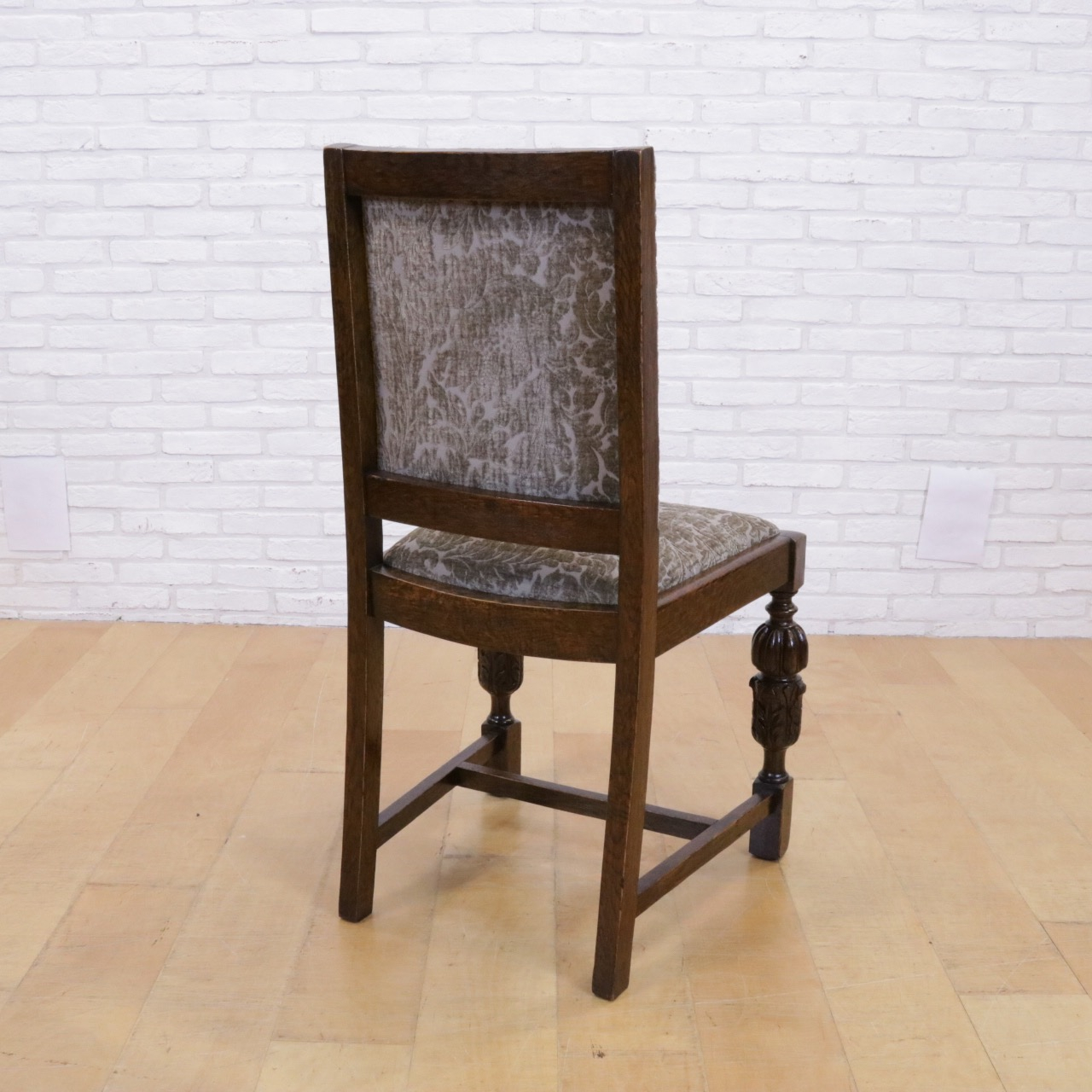 オークチェアー(ミディアムバック) オークチェアー(ミディアムバック)