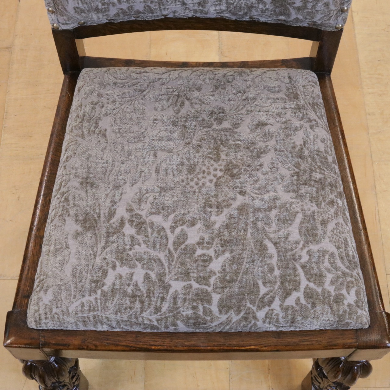 オークチェアー(ミディアムバック) オークチェアー(ミディアムバック)