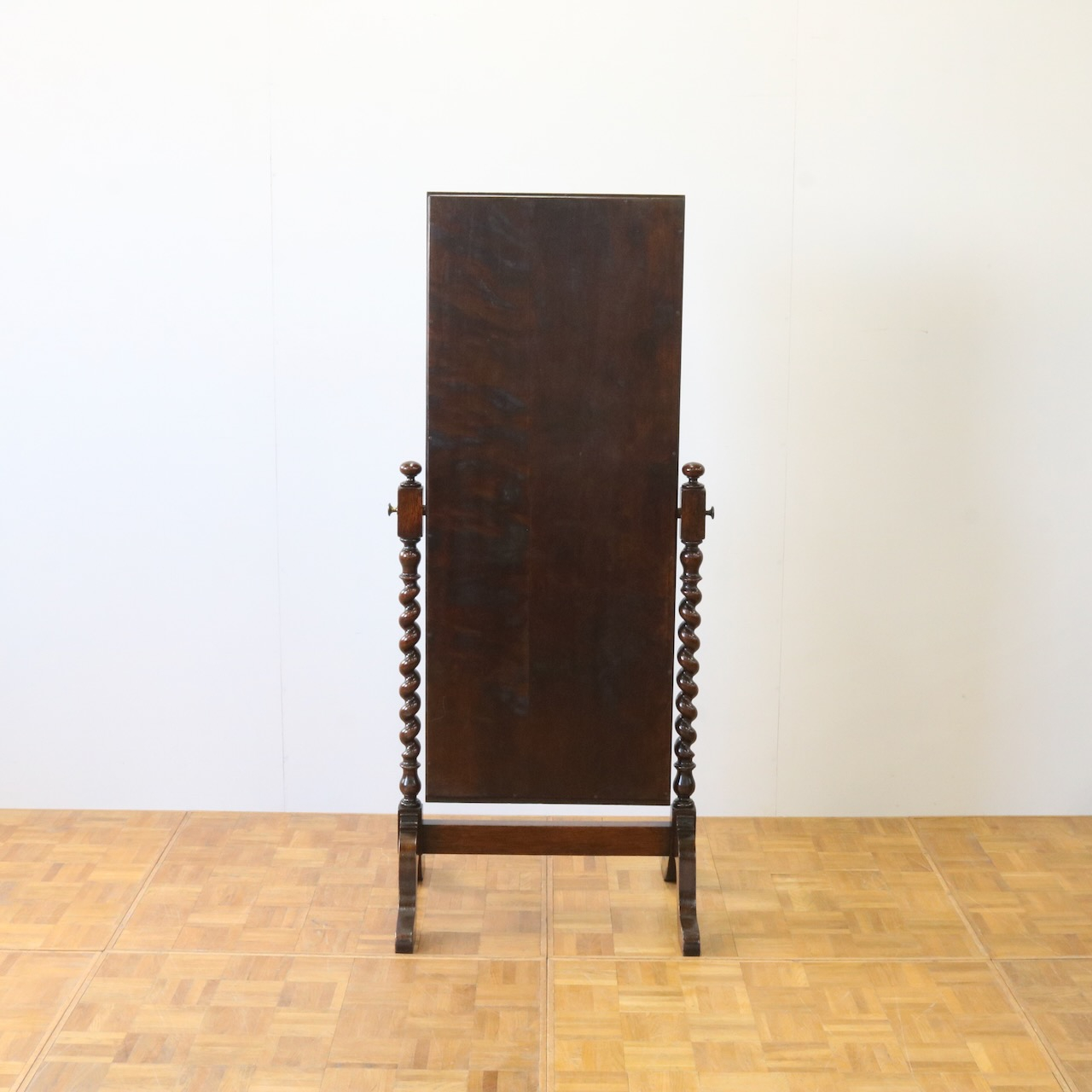 シュバルミラー