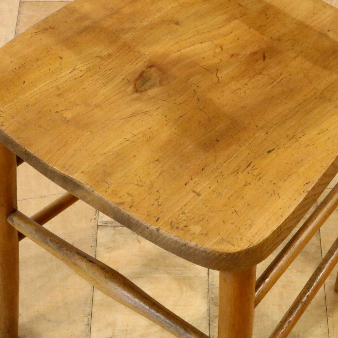 チェアー チェアー