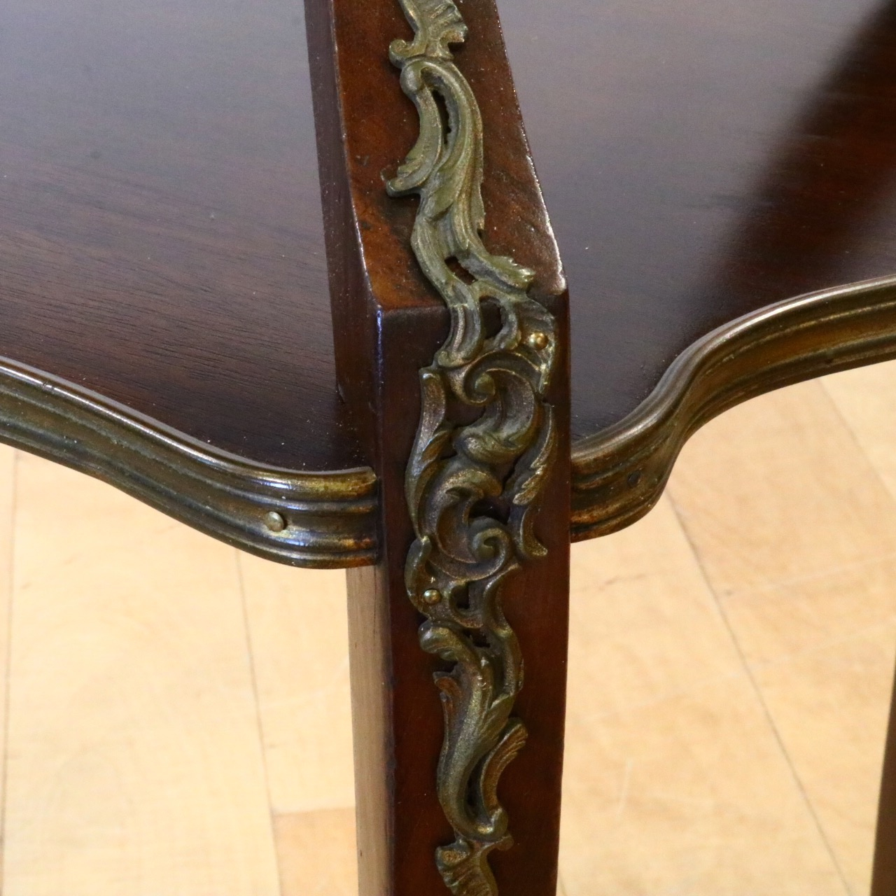 ダムウェイターテーブル ダムウェイターテーブル