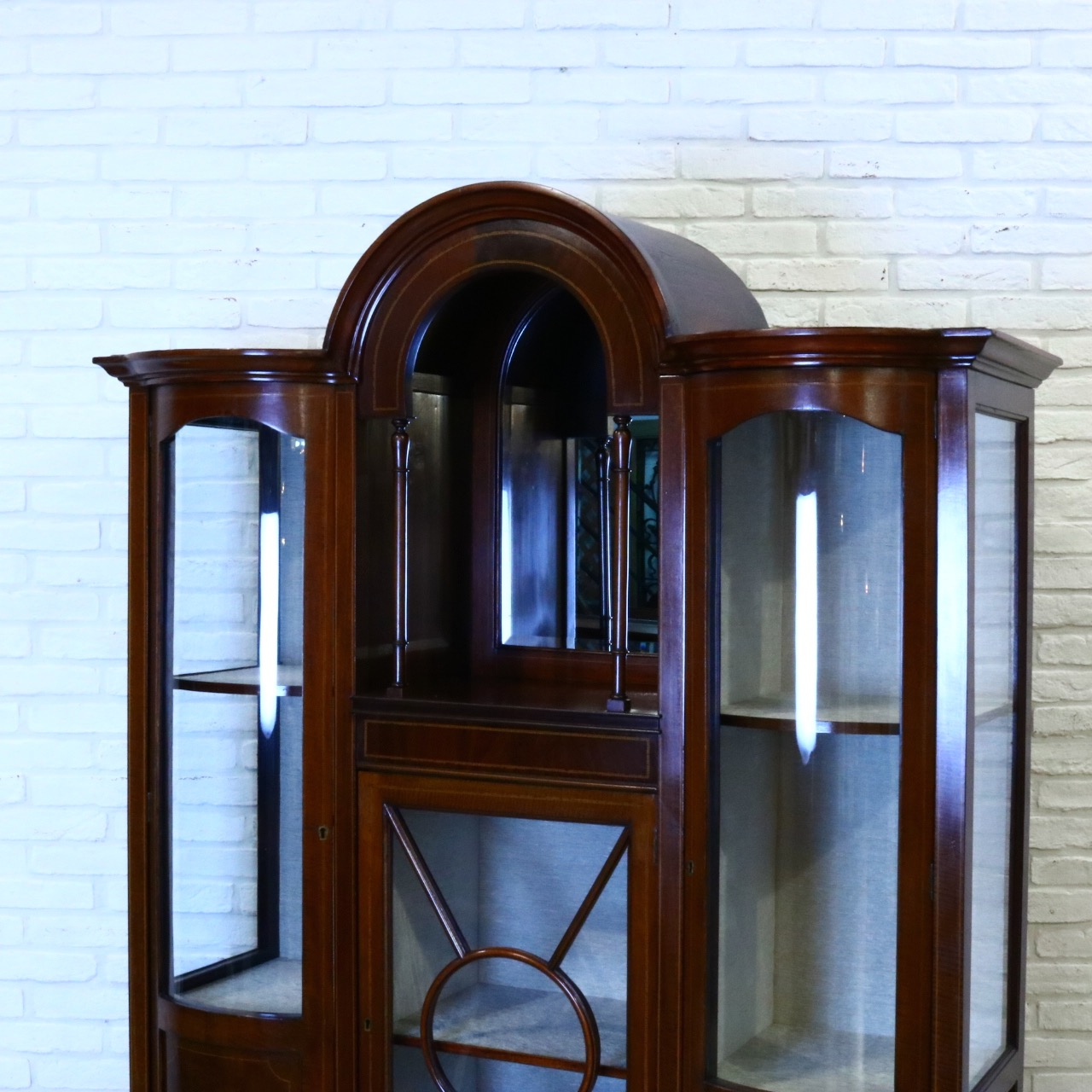 グラスキャビネット グラスキャビネット