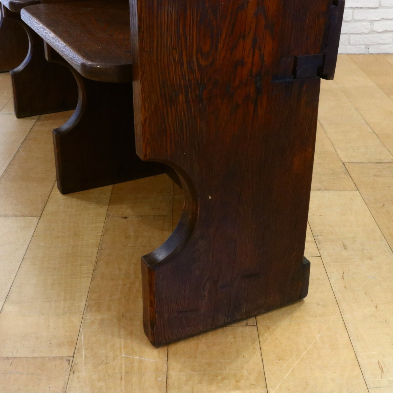 チャーチベンチ チャーチベンチ