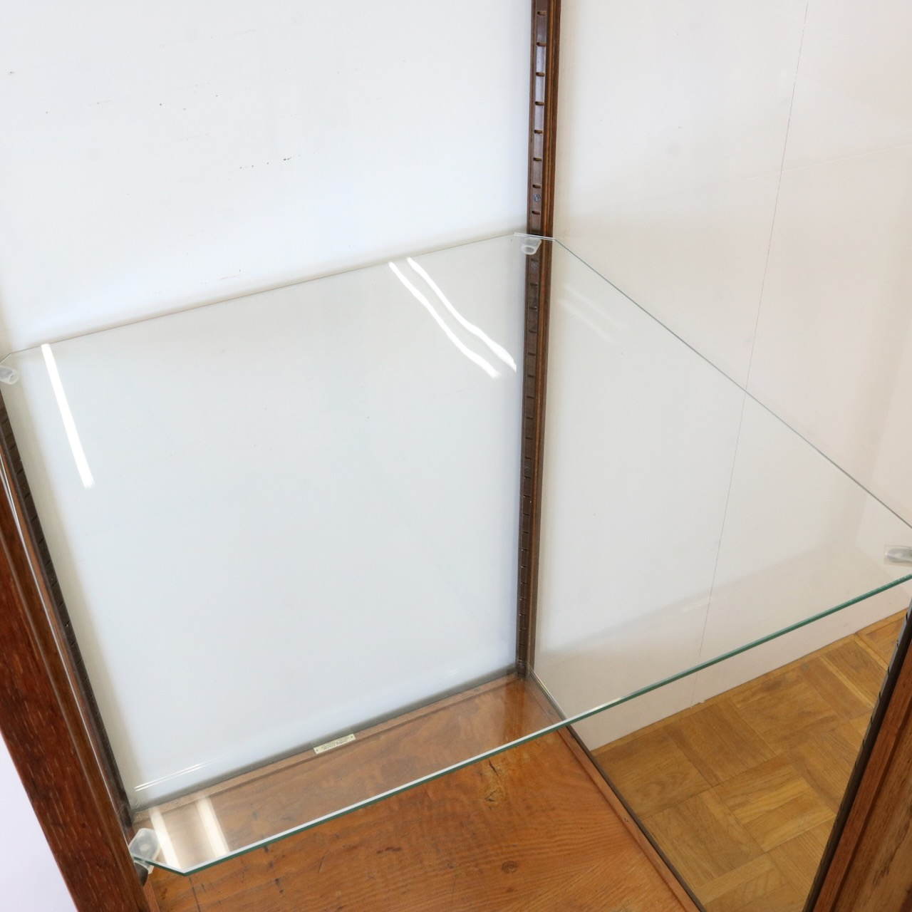 ショップキャビネット