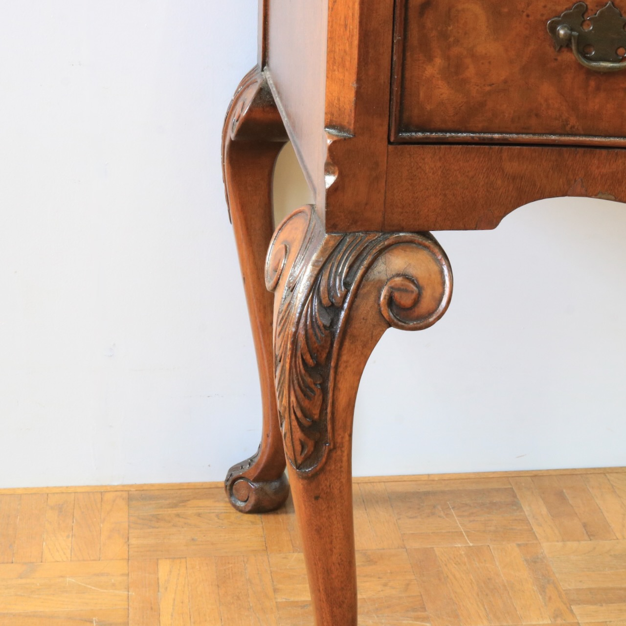 ライティングデスク