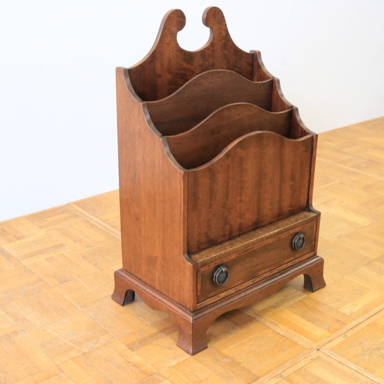 マガジンラック