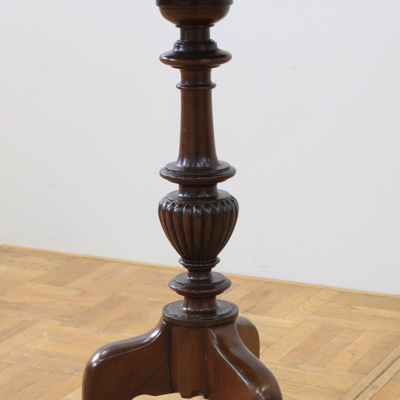 ワインテーブル