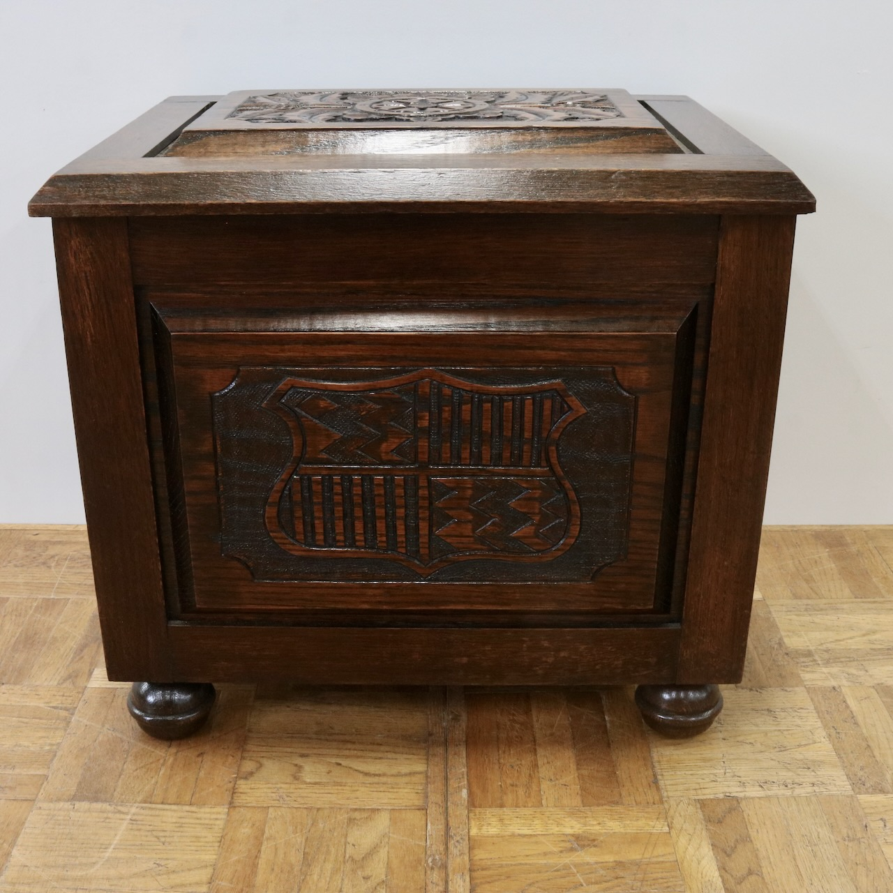 ブランケットボックス