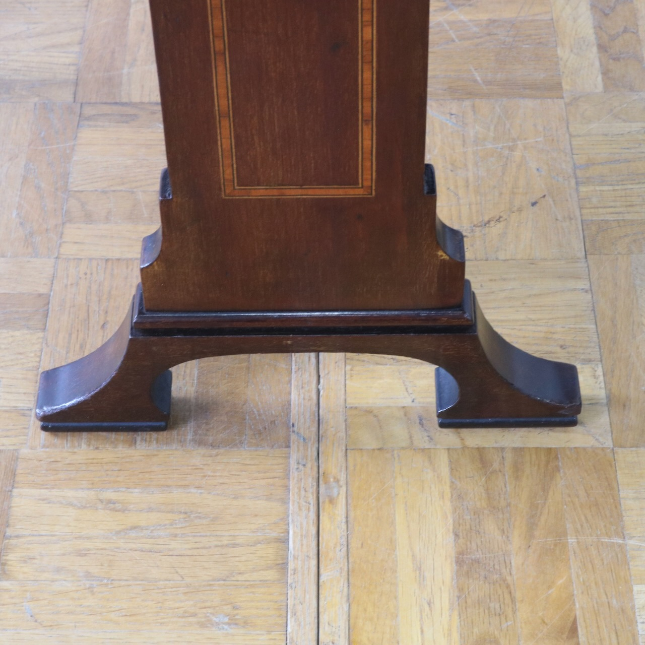 ゲートレッグテーブル