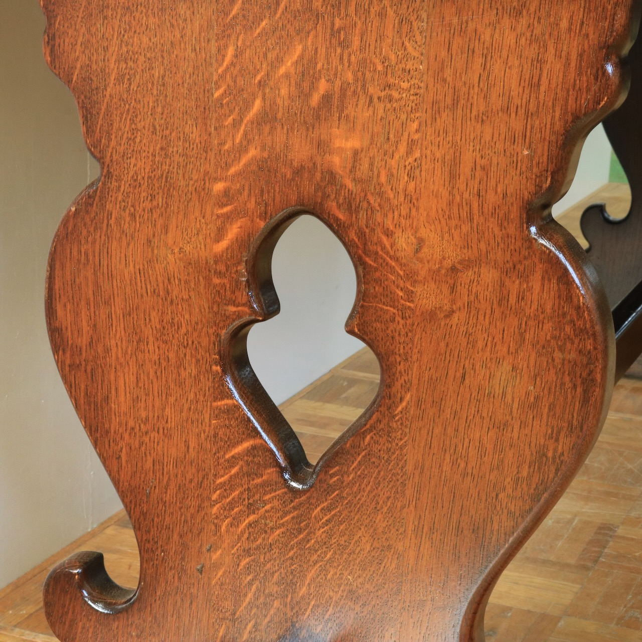 ドローリーフテーブル