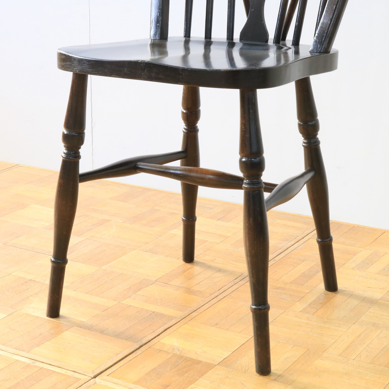 スピンドルチェアー