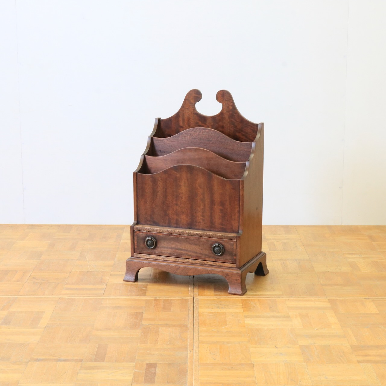 マガジンラック