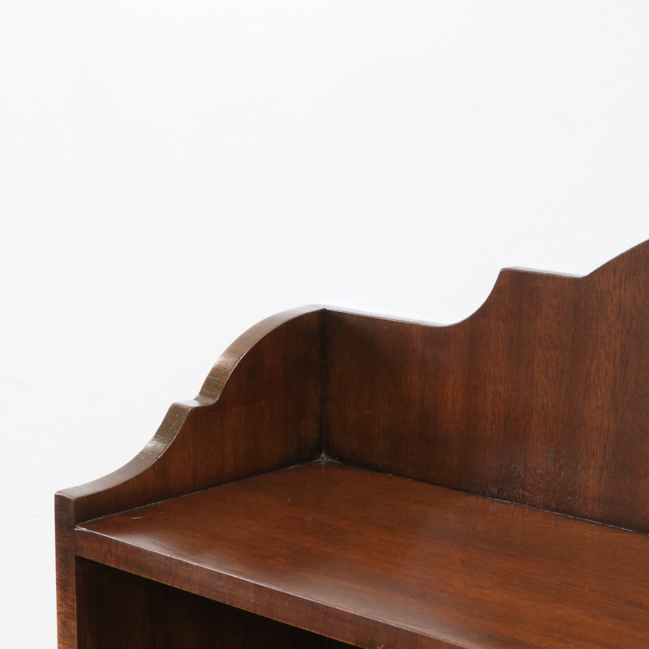 ブックシェルフ