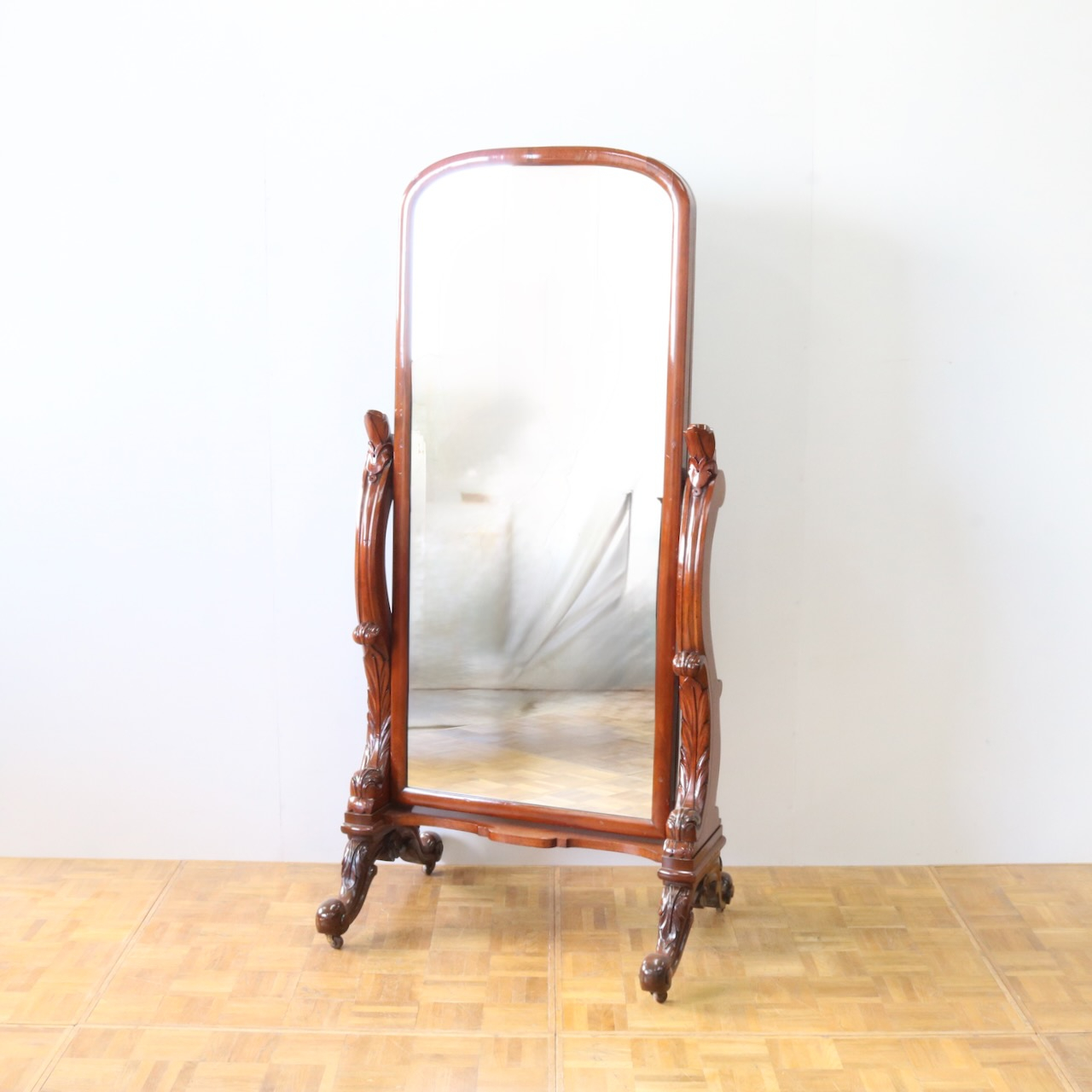 シュバルミラー