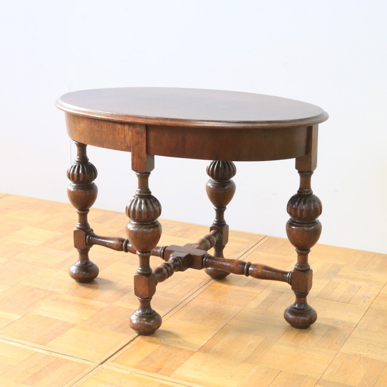 コーヒーテーブル