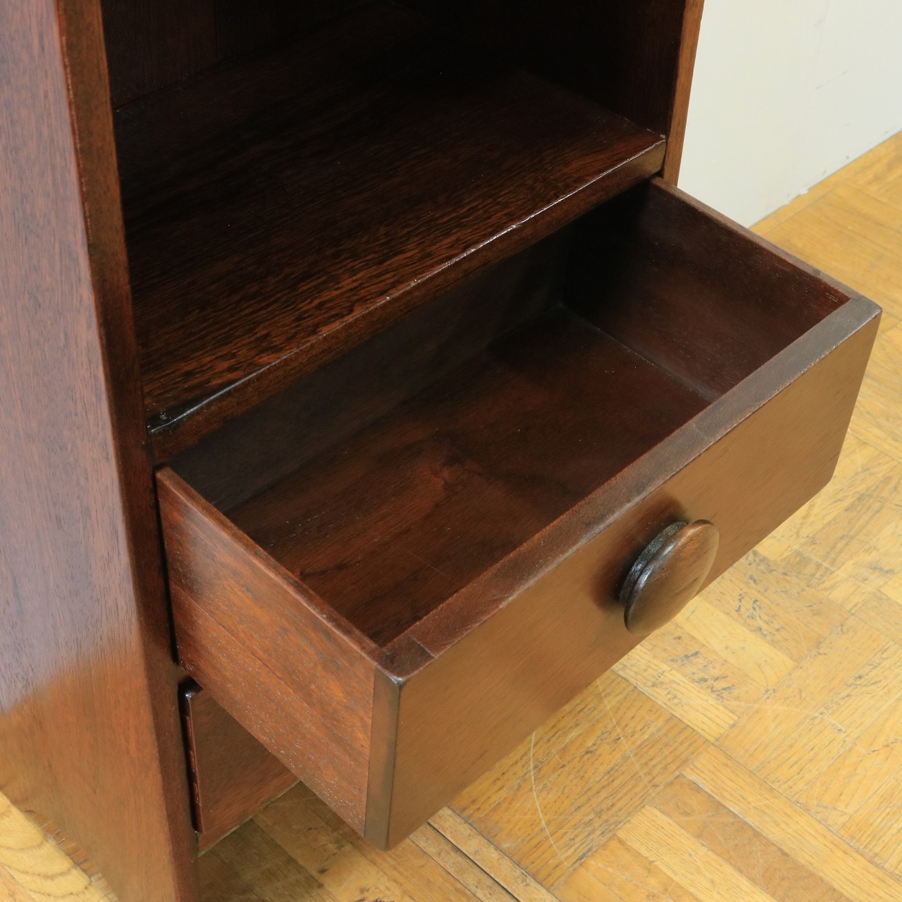 ブックシェルフ