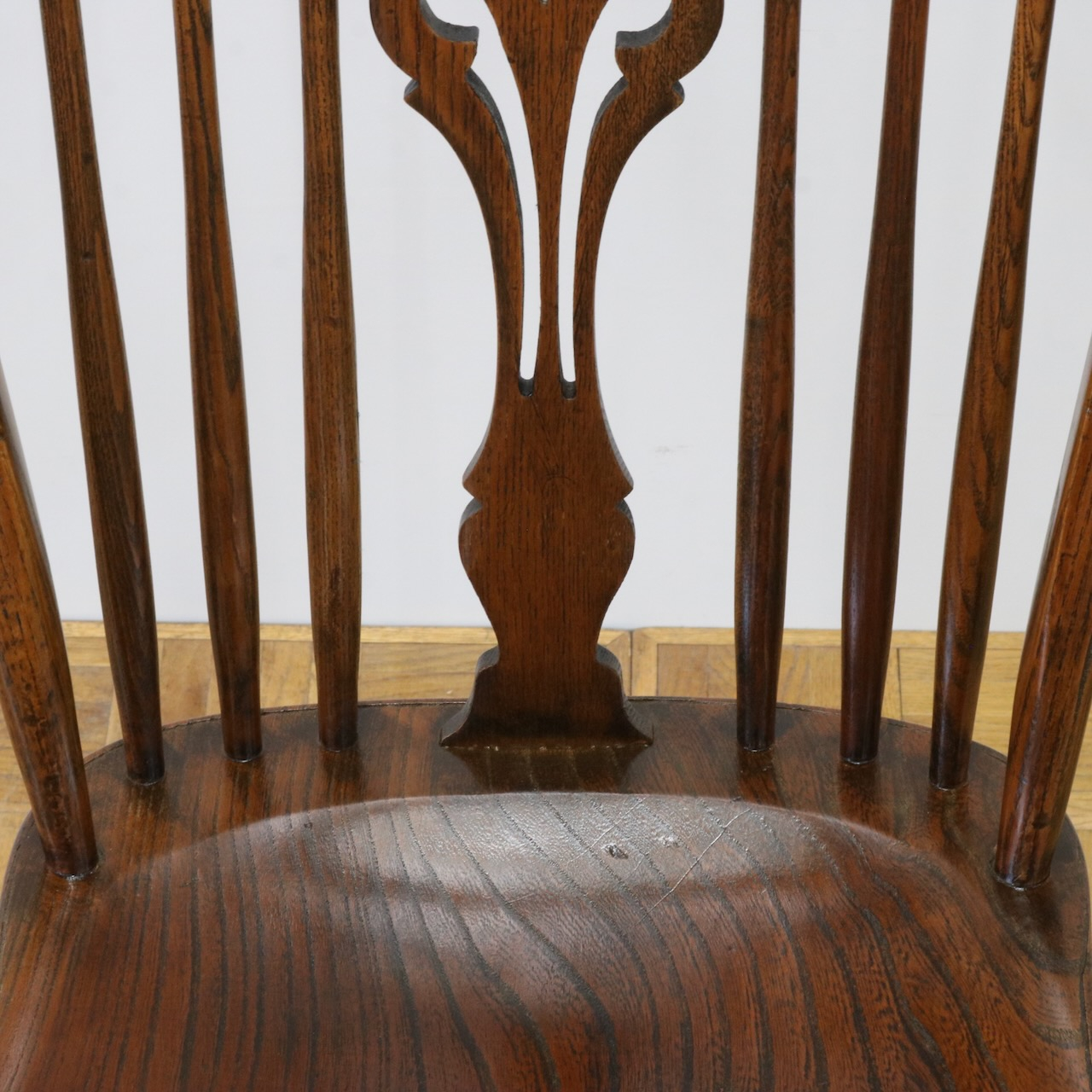 キッチンチェアー