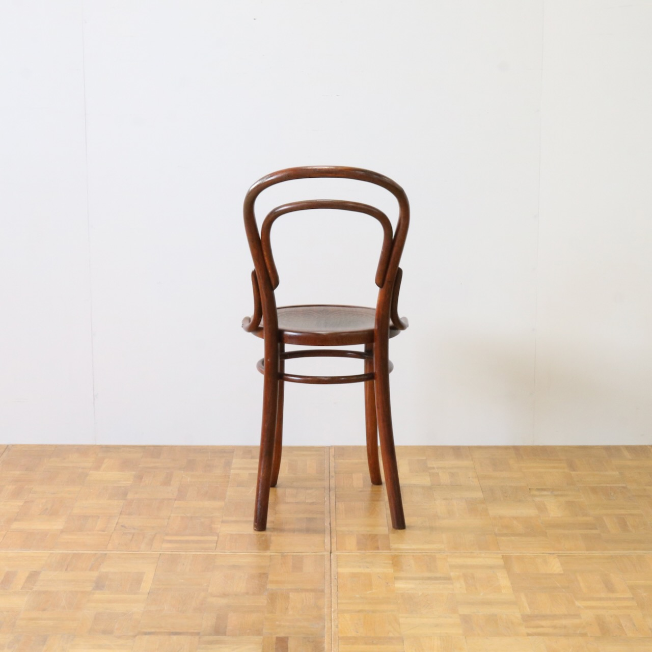 ベントウッドチェアー