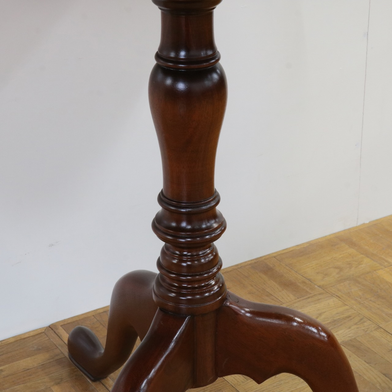 ティーテーブル