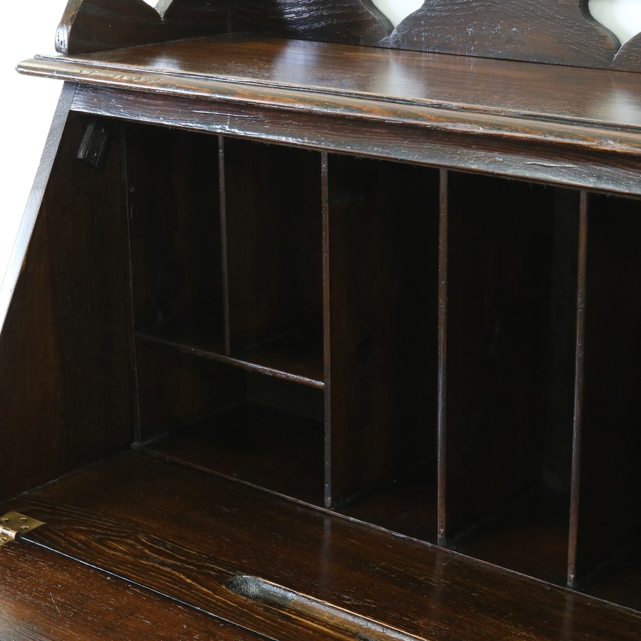 スチューデントビューロー