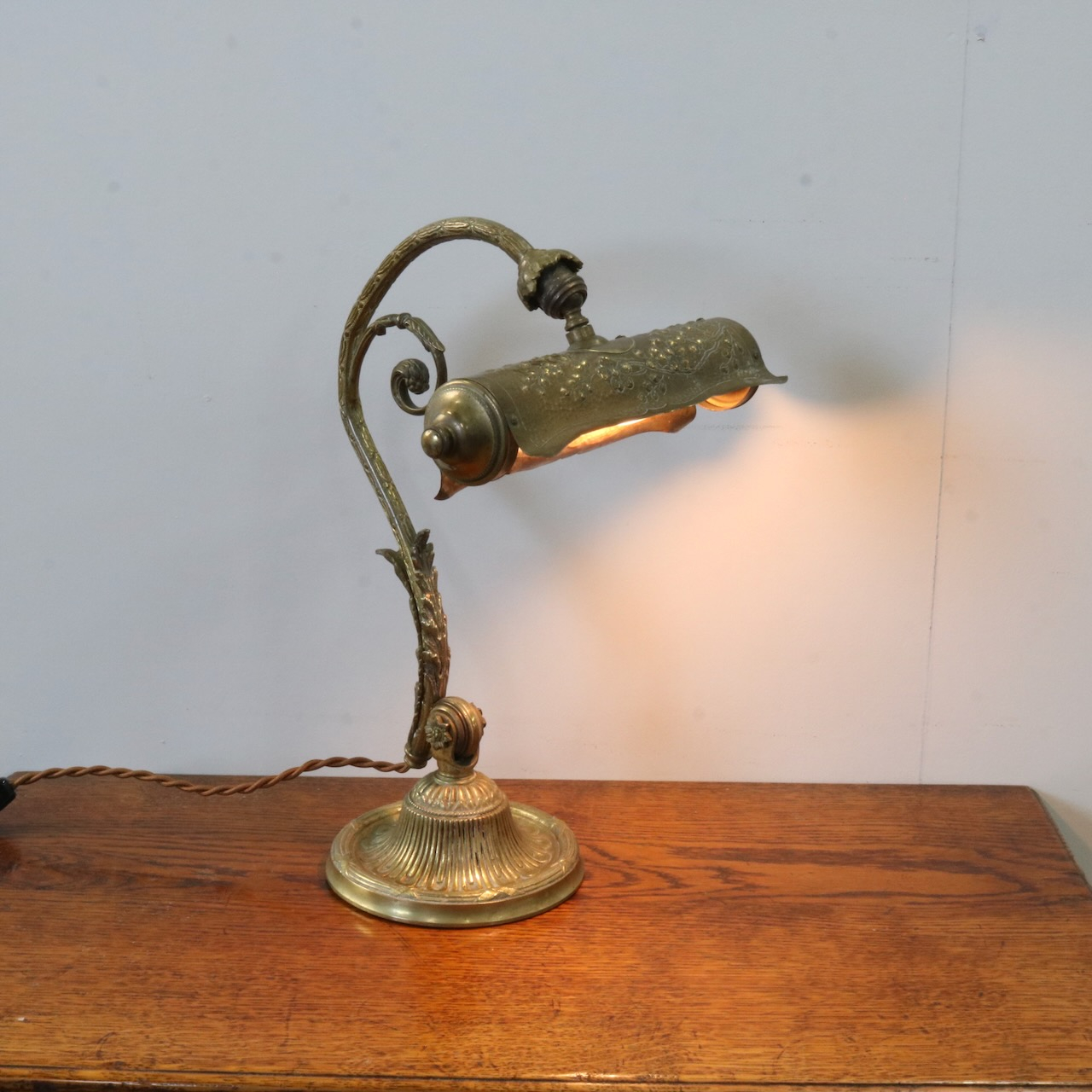 テーブルランプ