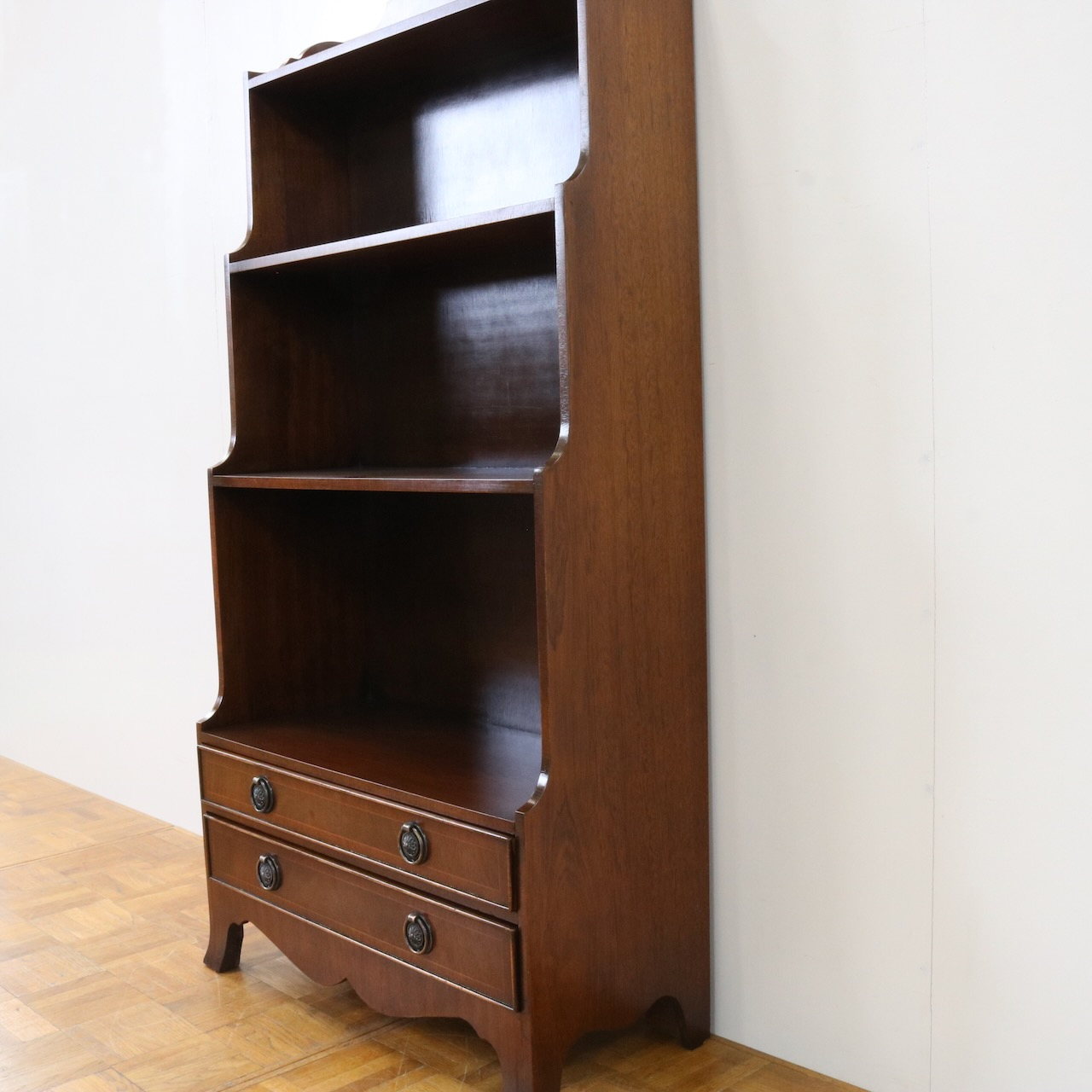 ブックシェルフ