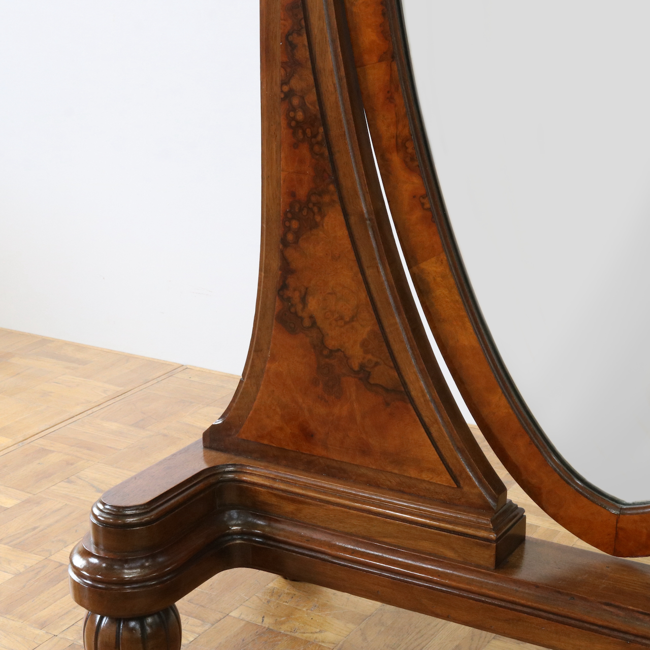 シュバルミラー