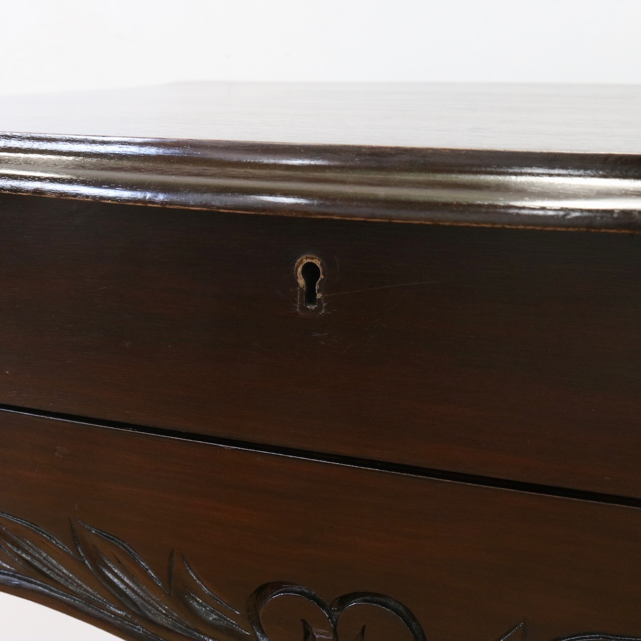 ライティングデスク