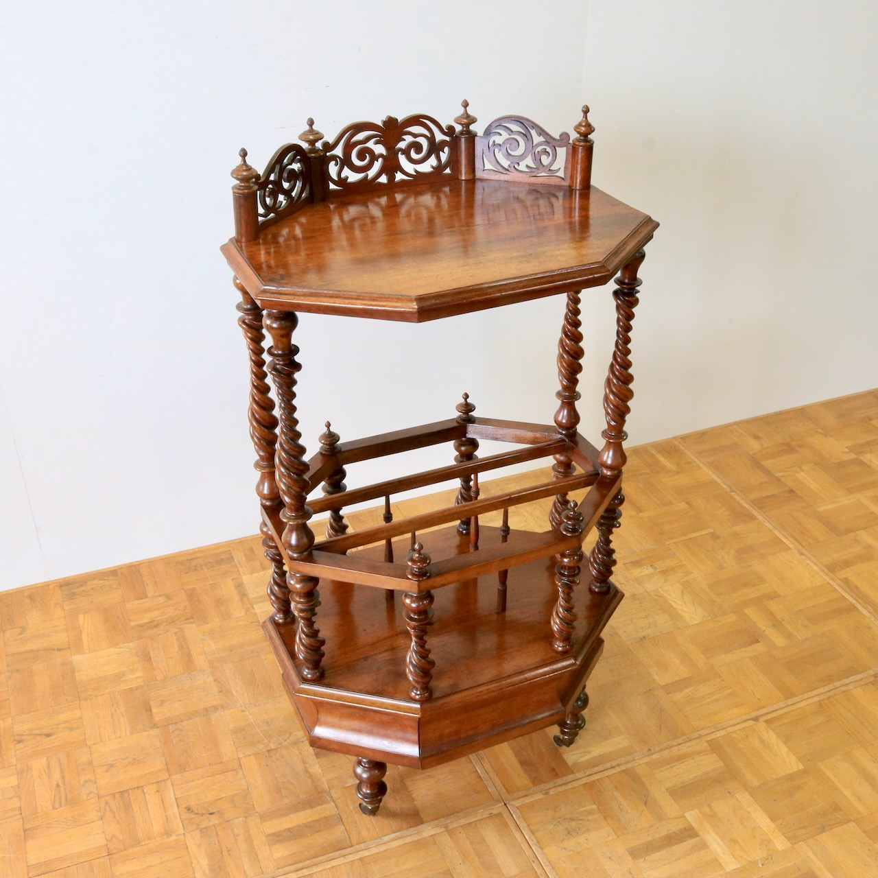 マガジンラック