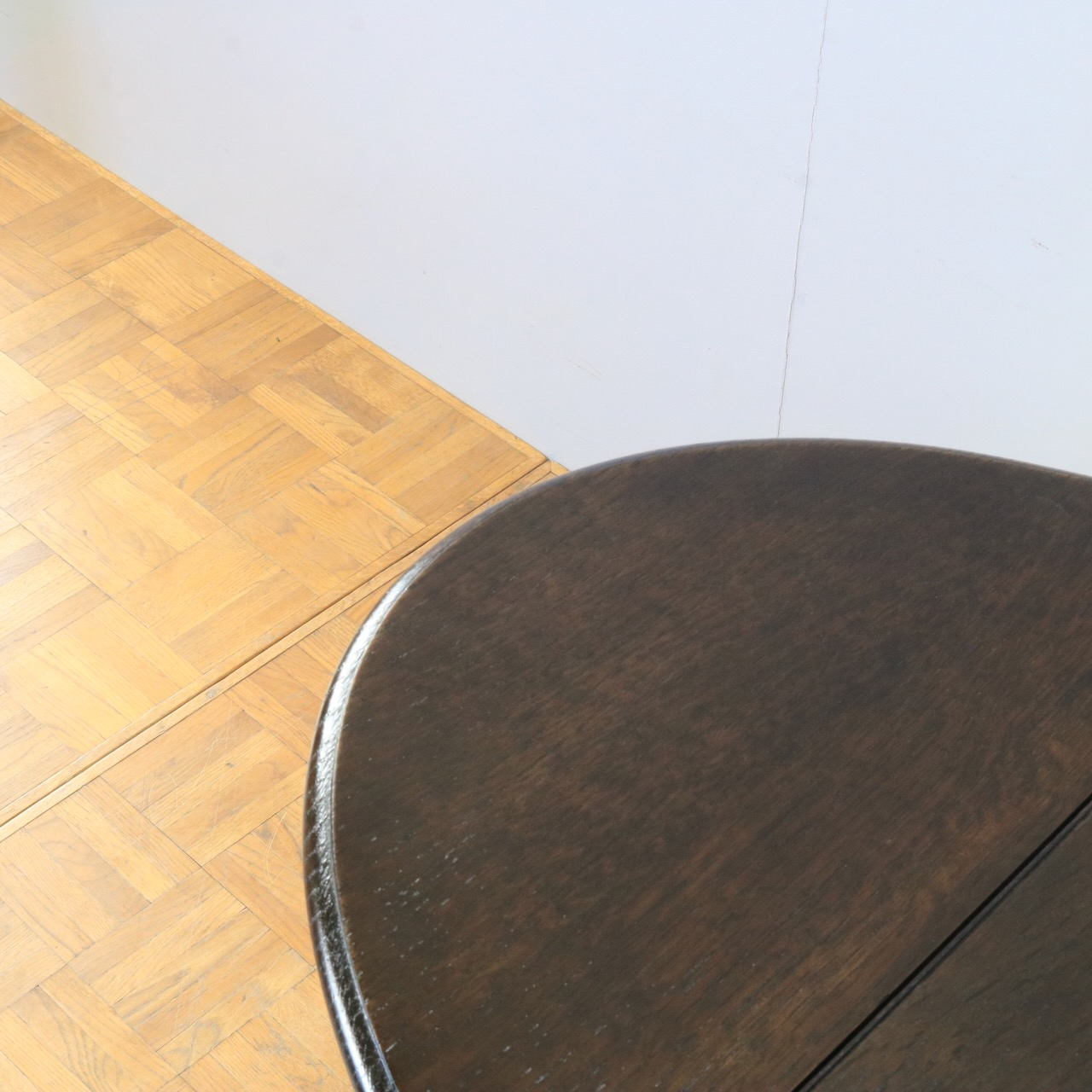 ドロップリーフテーブル