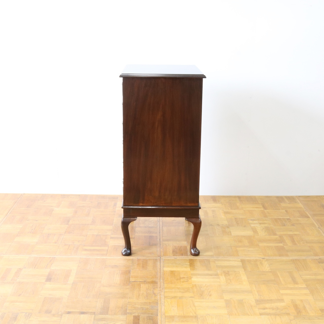 ミュージックキャビネット