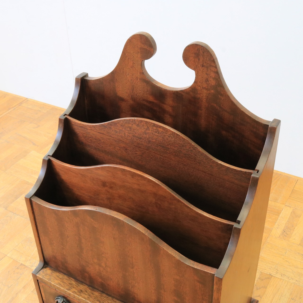 マガジンラック