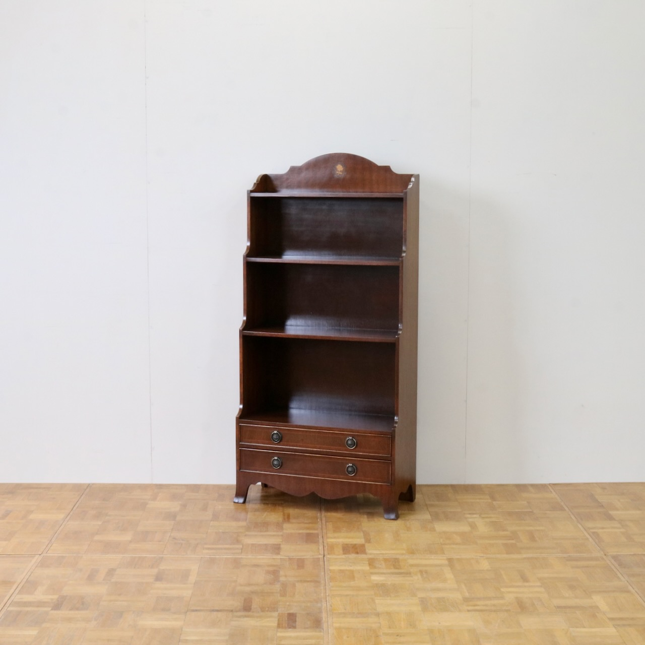 ブックシェルフ