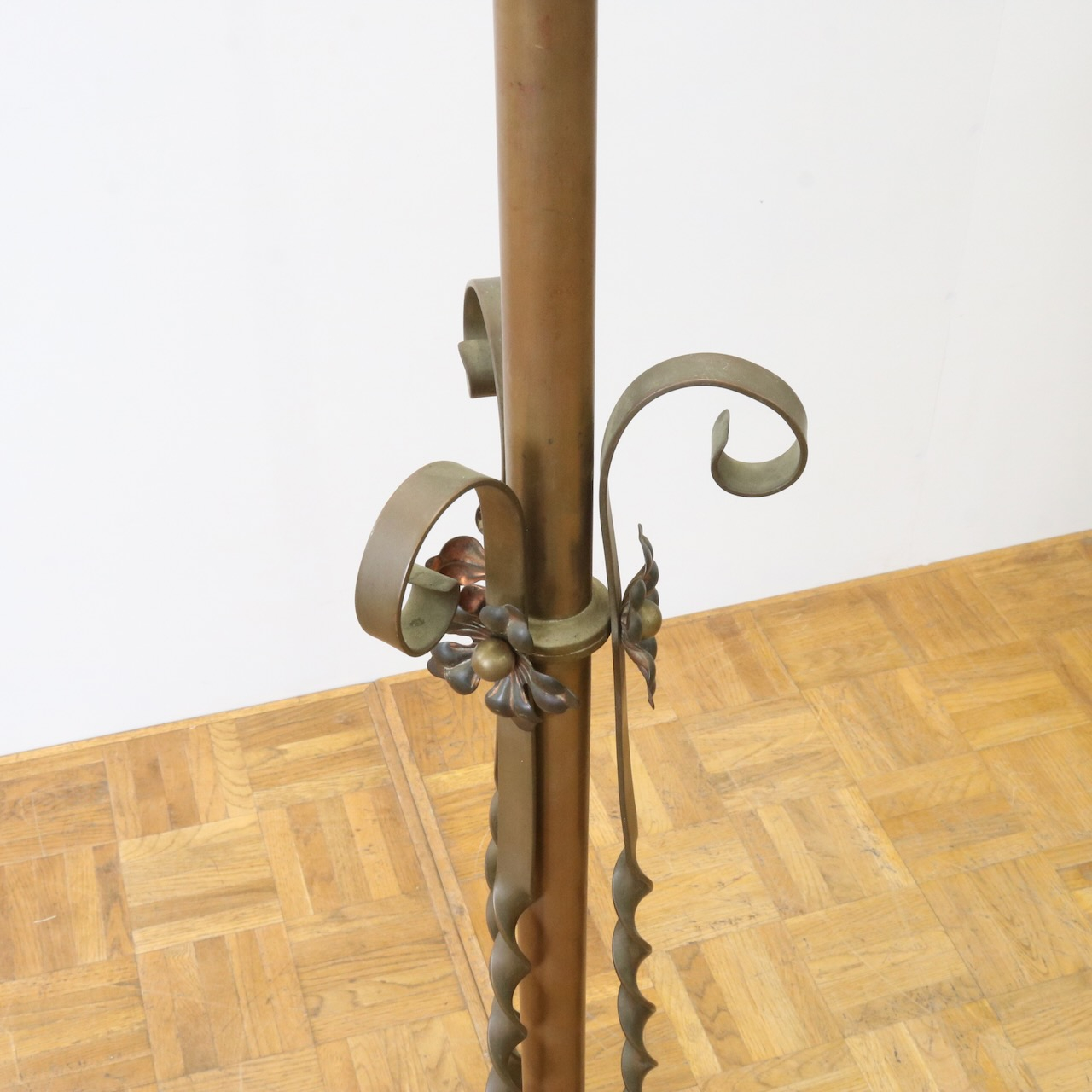 フロアスタンド