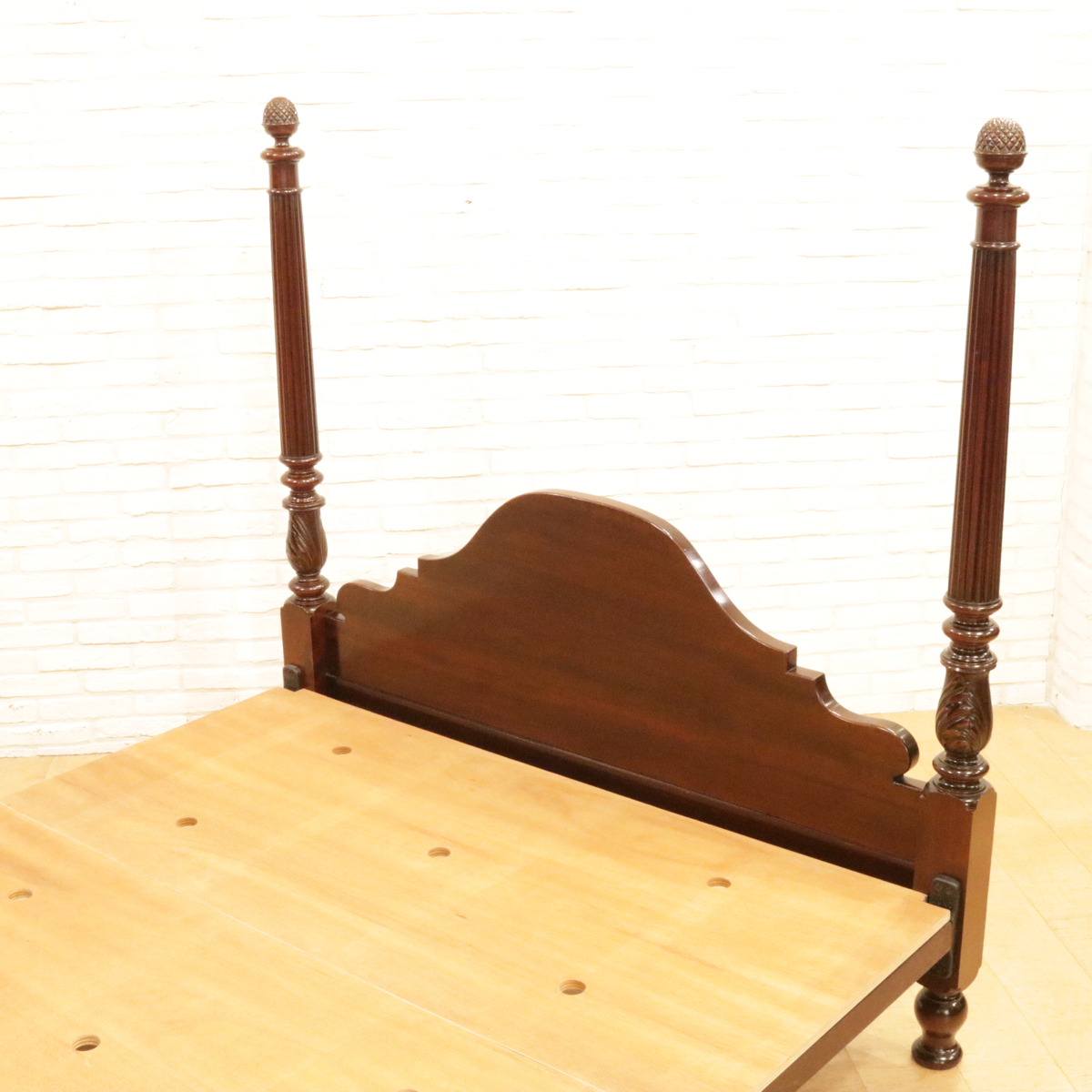 ダブルサイズベッド