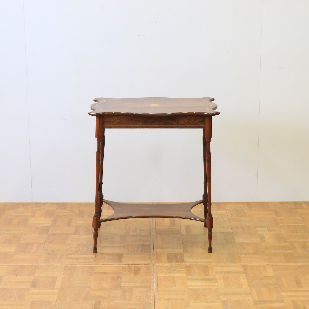 オケージョナルテーブル