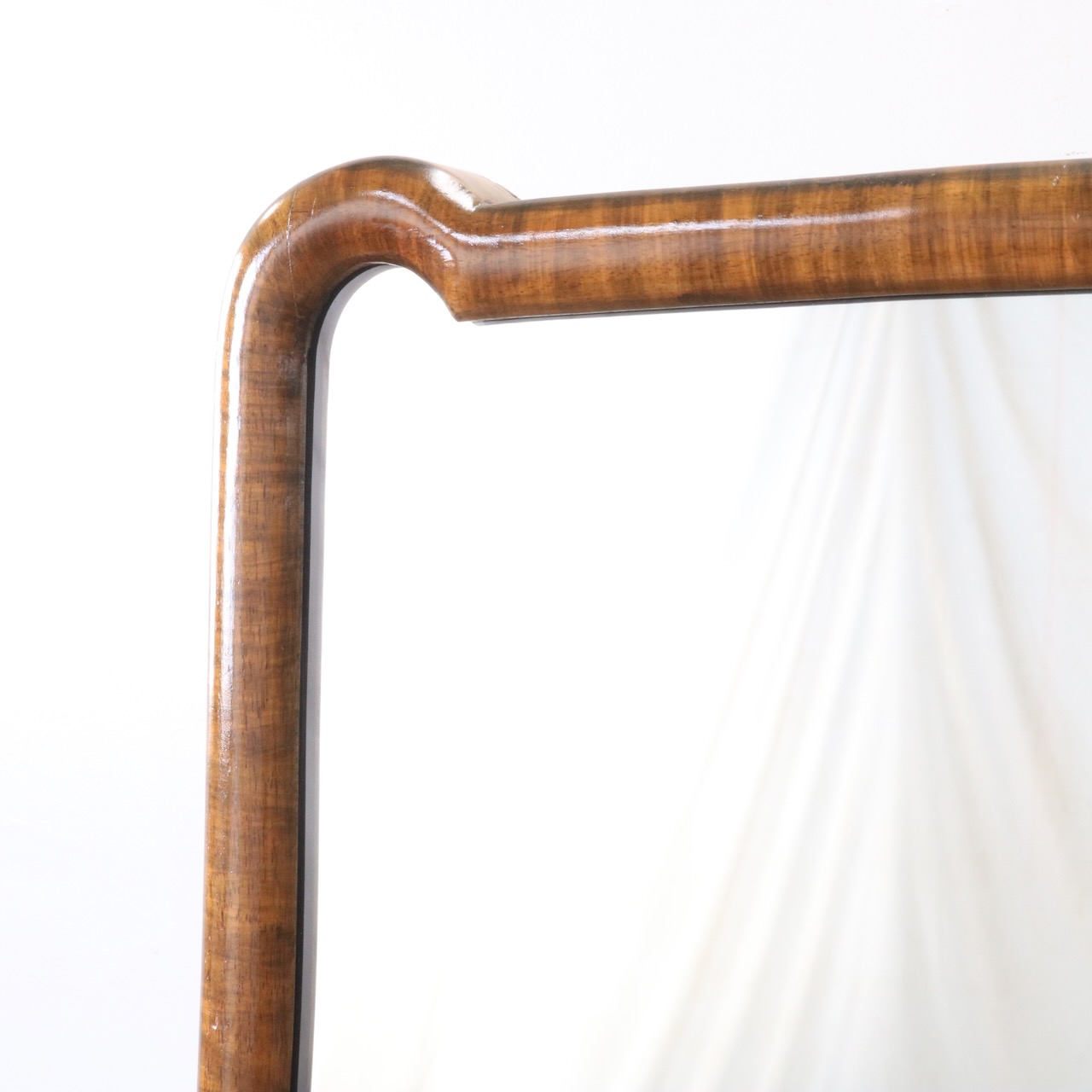 シュバルミラー