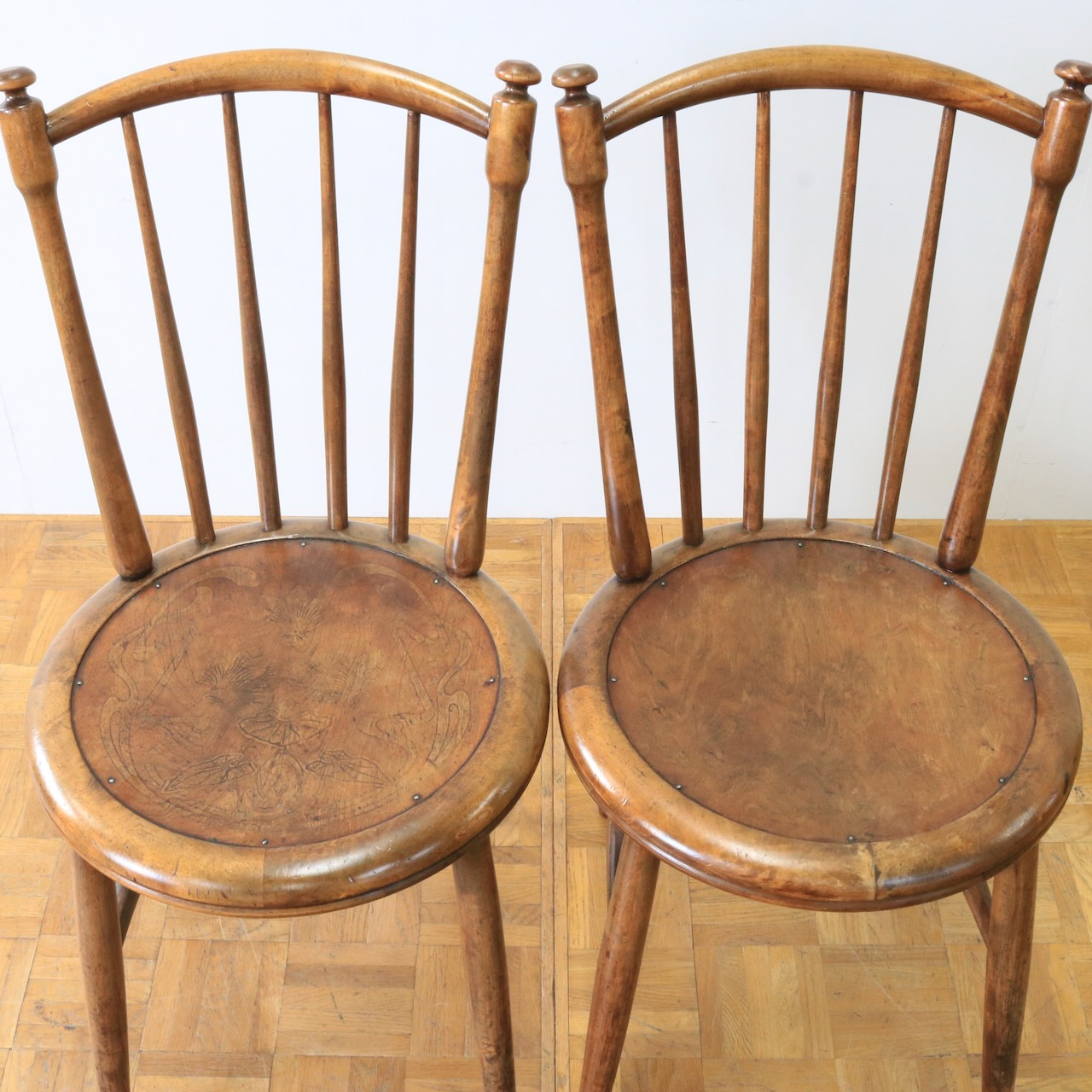 ベントウッドチェアー