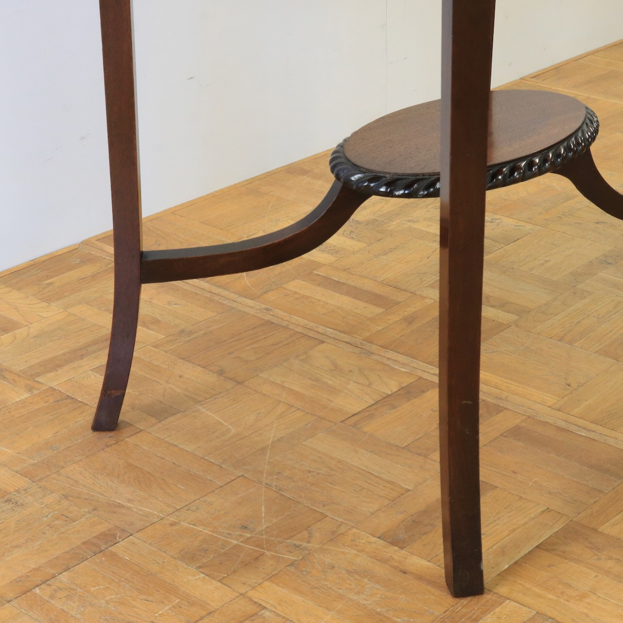 オケージョナルテーブル