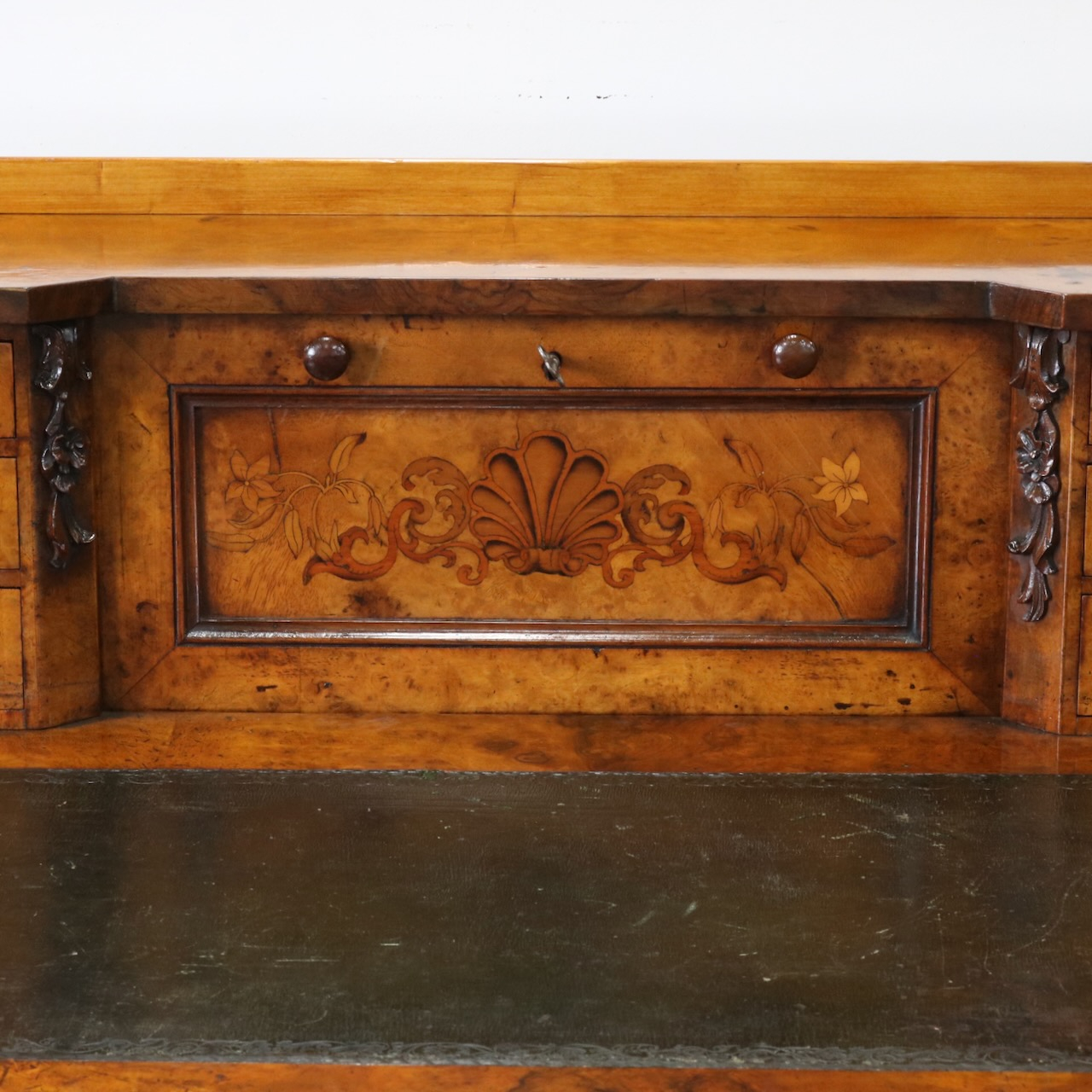 ライティングデスク