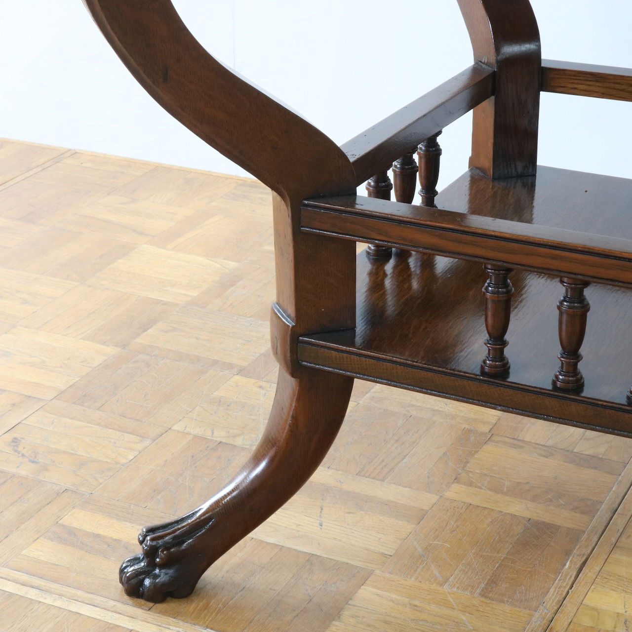 ティーテーブル