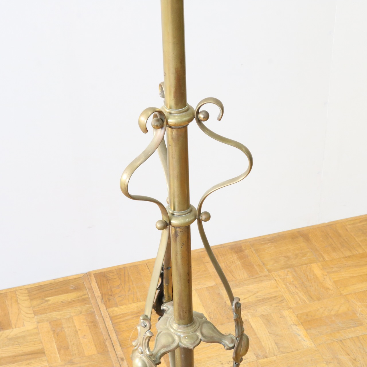 フロアスタンド