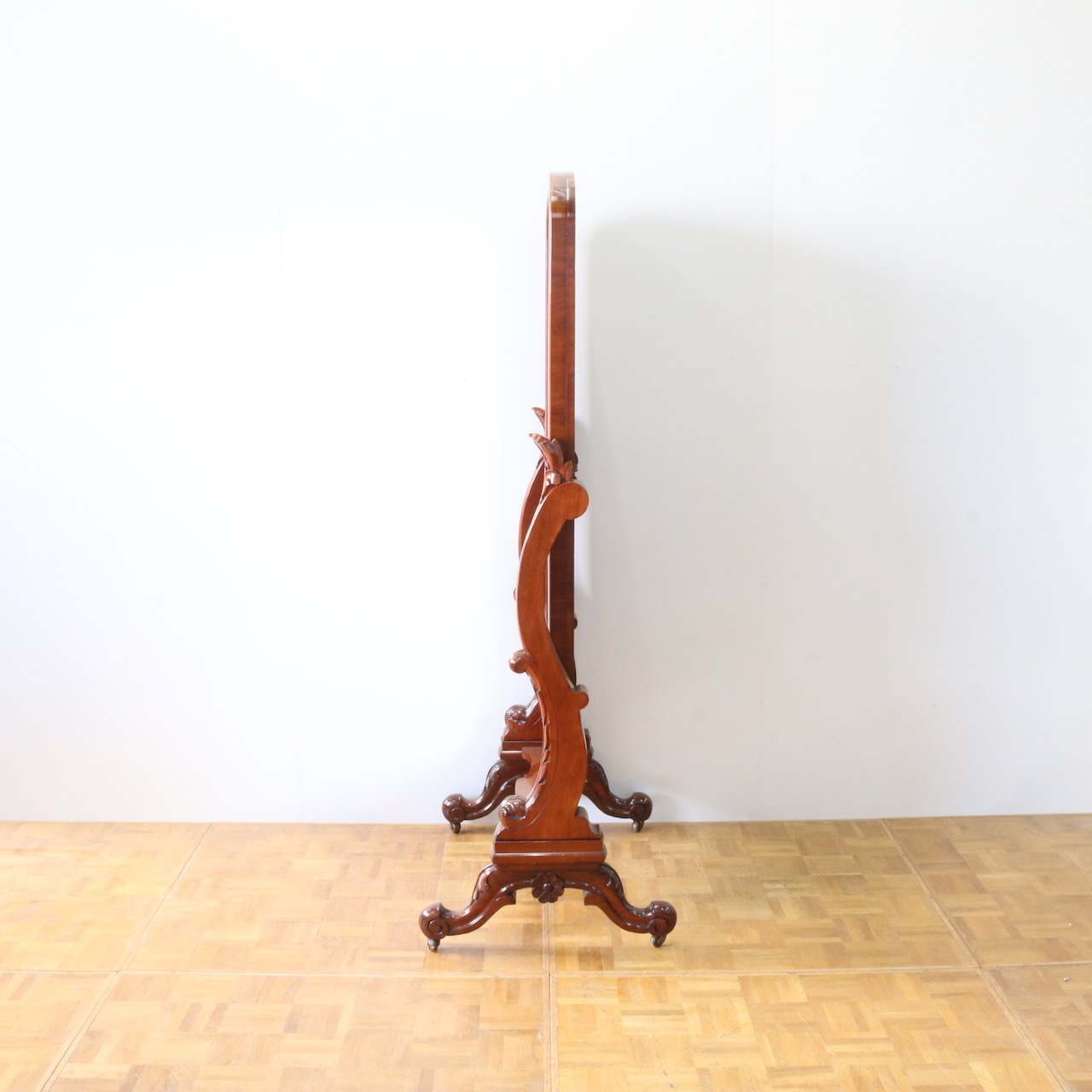 シュバルミラー