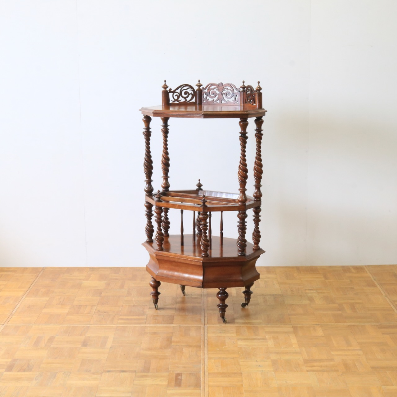 マガジンラック