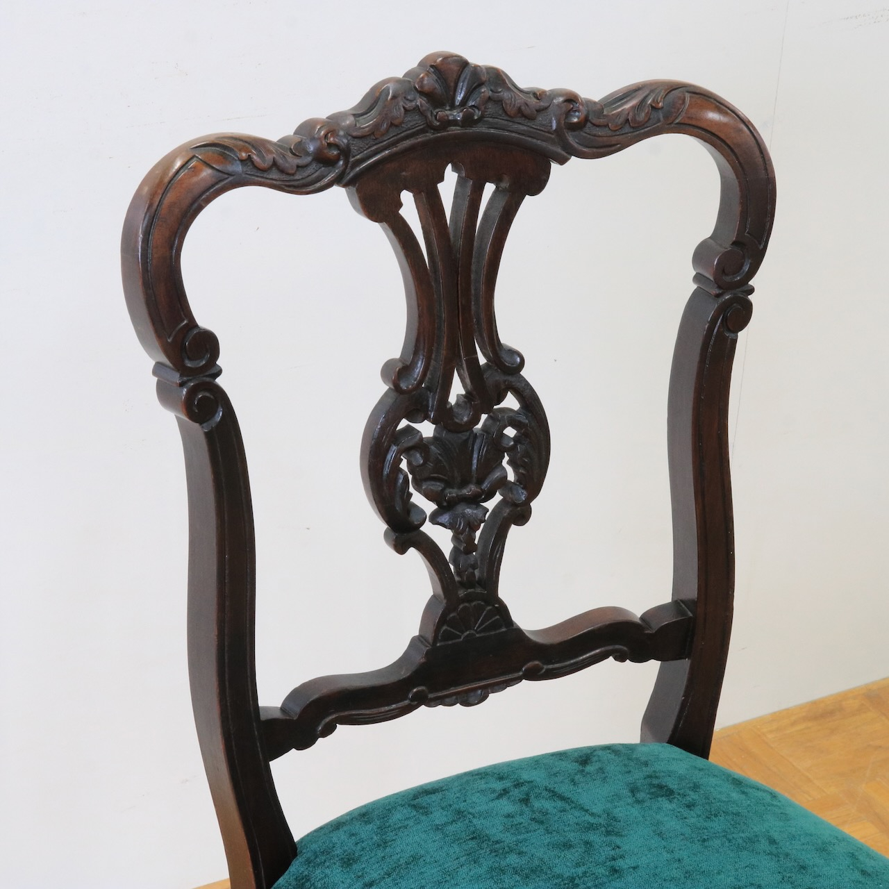 サイドチェアー