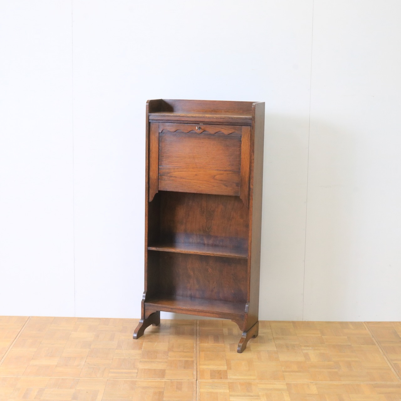 スチューデントビューロー