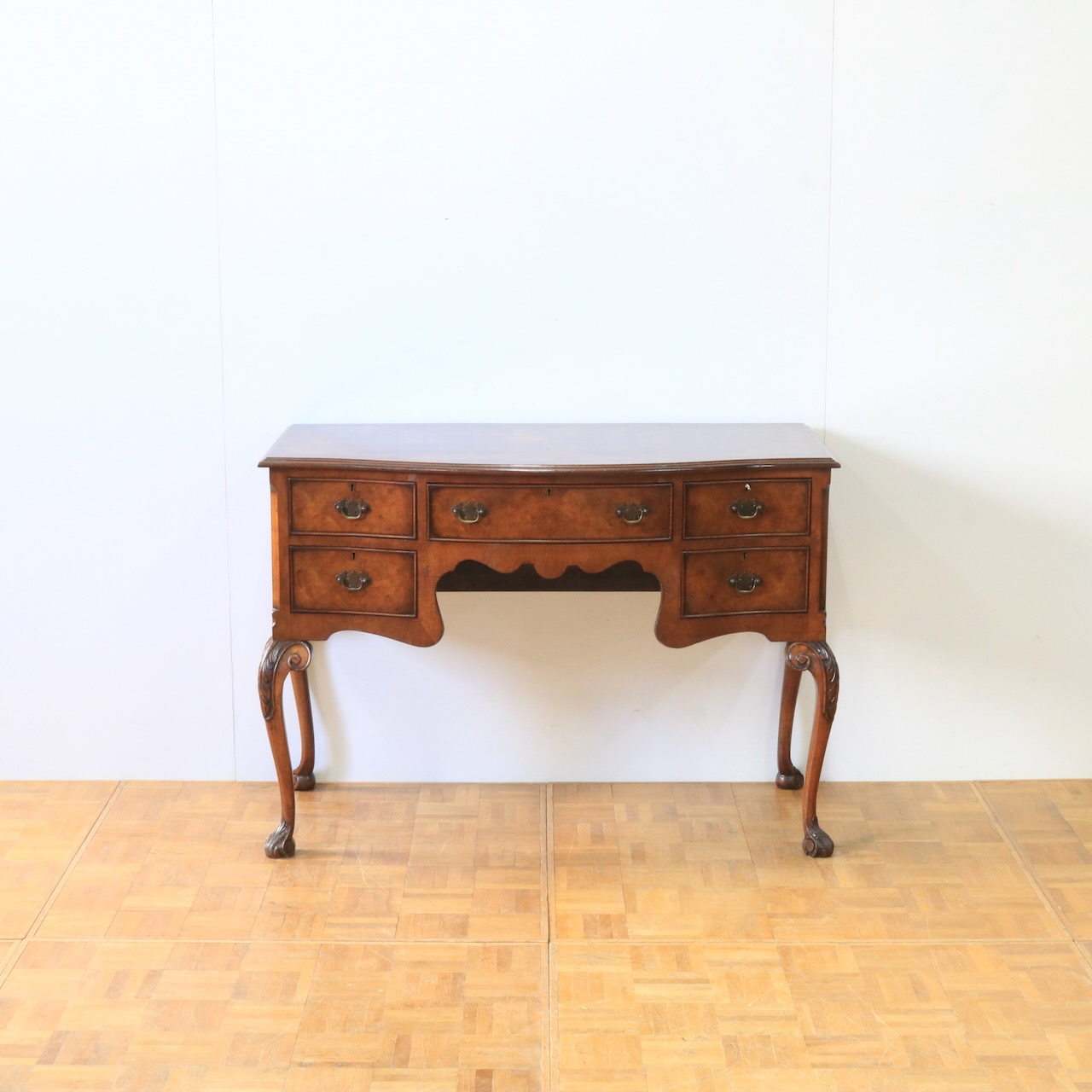 ライティングデスク